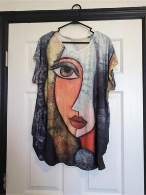 One size abstract art woman face top